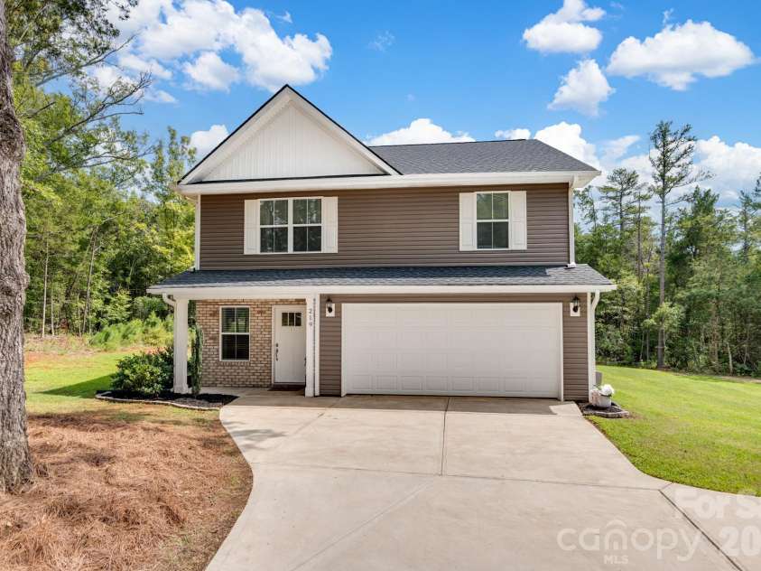 219 North Corner Road, Lancaster, SC 29720.  MLS# CAR4414345, YatesRealty ID 45878. 