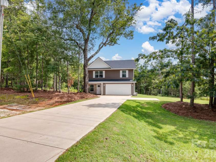 219 North Corner Road, Lancaster, SC 29720.  MLS# CAR4414345, YatesRealty ID 45878. 