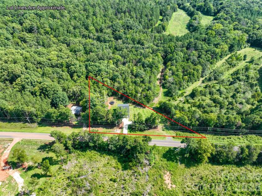 219 North Corner Road, Lancaster, SC 29720.  MLS# CAR4414345, YatesRealty ID 45878. 