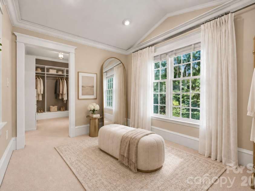 1620 Biltmore Drive, Charlotte, NC 28207.  MLS# CAR4414269, YatesRealty ID 45879. 