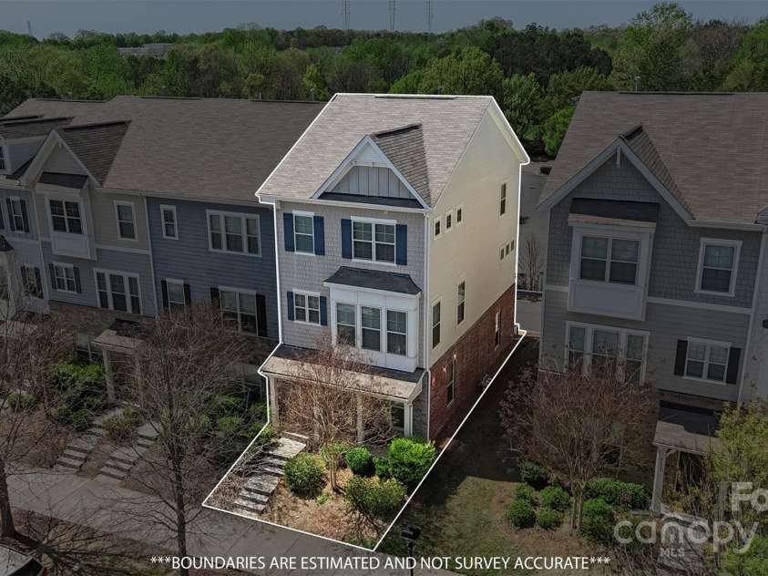 9330 Ainslie Downs Street, Charlotte, NC 28273.  MLS# CAR4223203, YatesRealty ID 4588. 