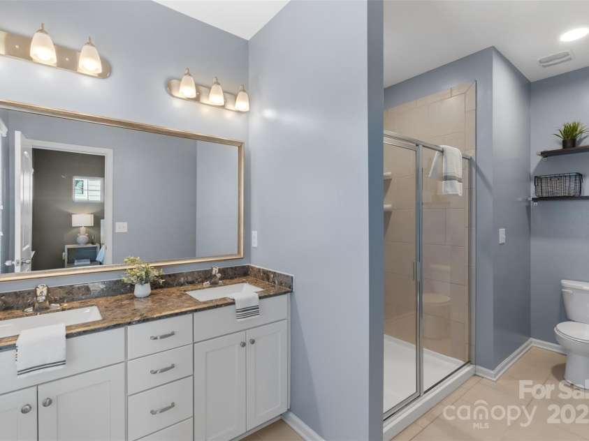 9330 Ainslie Downs Street, Charlotte, NC 28273.  MLS# CAR4223203, YatesRealty ID 4588. Primary Suite Full-Bath