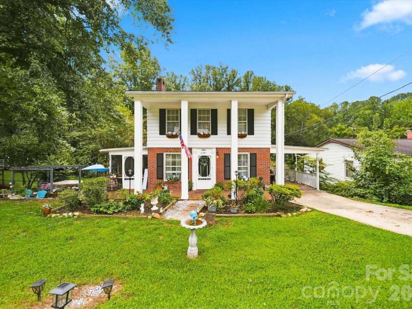 239 Anderson Street, Morganton, NC 28655.  MLS# CAR4414255, YatesRealty ID 45880. 