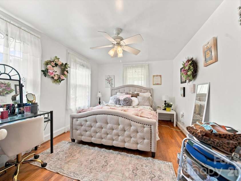 239 Anderson Street, Morganton, NC 28655.  MLS# CAR4414255, YatesRealty ID 45880. 
