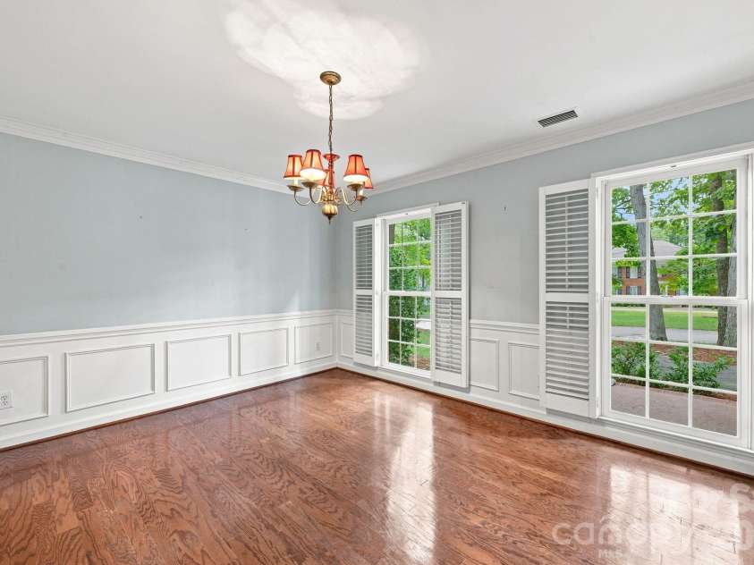 3528 Broadfield Road, Charlotte, NC 28226.  MLS# CAR4414169, YatesRealty ID 45883. 