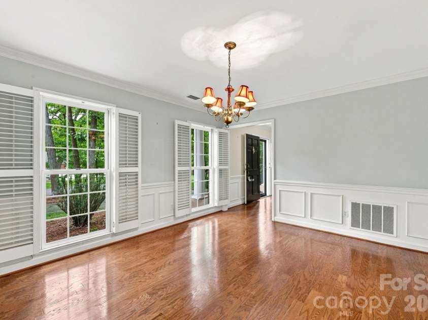 3528 Broadfield Road, Charlotte, NC 28226.  MLS# CAR4414169, YatesRealty ID 45883. 