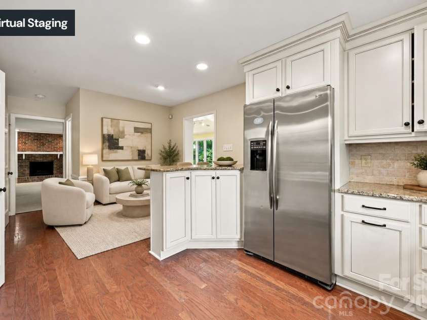 3528 Broadfield Road, Charlotte, NC 28226.  MLS# CAR4414169, YatesRealty ID 45883. 
