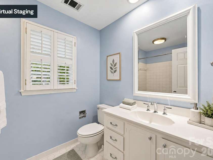 3528 Broadfield Road, Charlotte, NC 28226.  MLS# CAR4414169, YatesRealty ID 45883. 