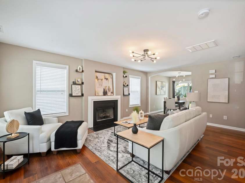 5300 Silabert Avenue, Charlotte, NC 28205.  MLS# CAR4413666, YatesRealty ID 45885. 