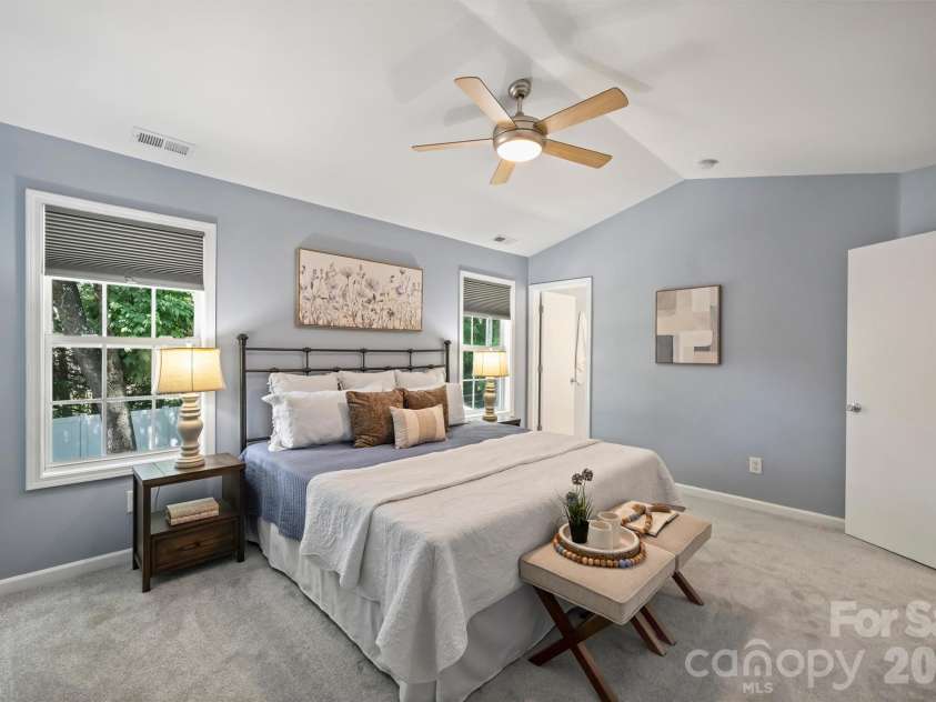 5300 Silabert Avenue, Charlotte, NC 28205.  MLS# CAR4413666, YatesRealty ID 45885. 