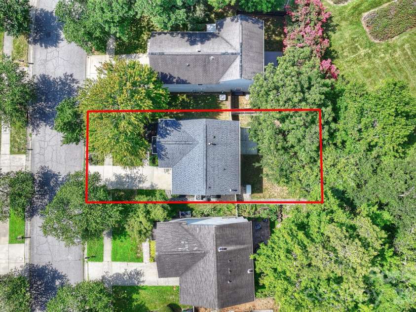 5300 Silabert Avenue, Charlotte, NC 28205.  MLS# CAR4413666, YatesRealty ID 45885. 