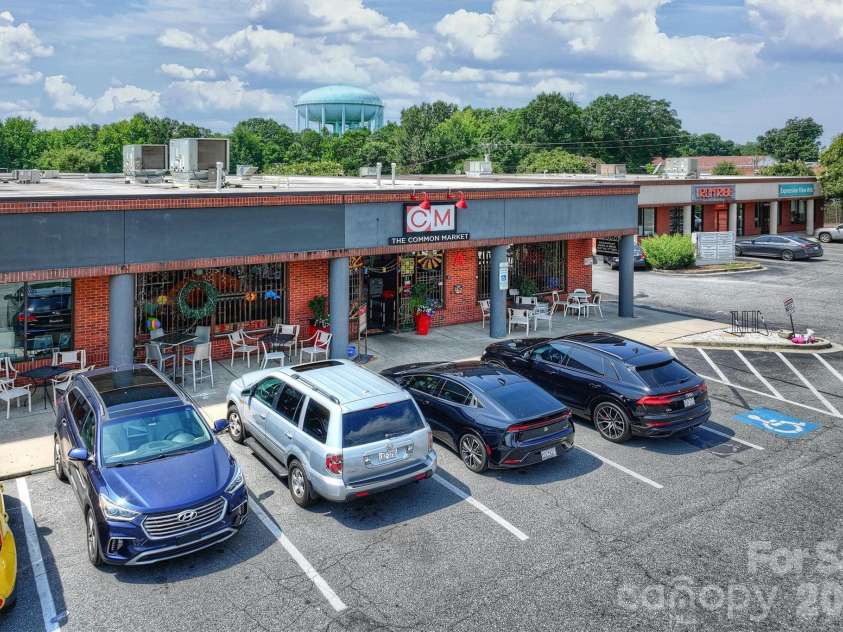5300 Silabert Avenue, Charlotte, NC 28205.  MLS# CAR4413666, YatesRealty ID 45885. 