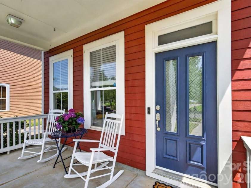 1308 Rising Oak Drive, Charlotte, NC 28206.  MLS# CAR4413620, YatesRealty ID 45886. 