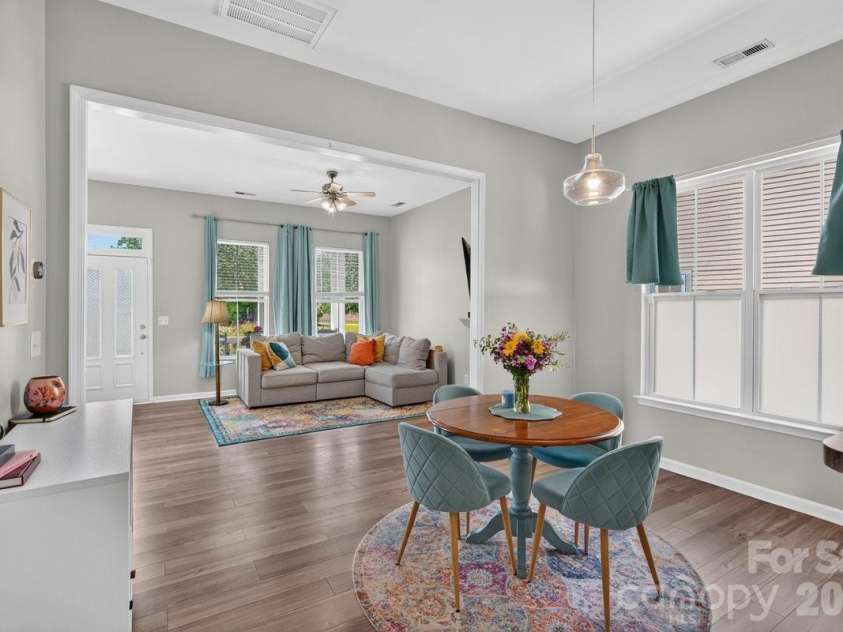 1308 Rising Oak Drive, Charlotte, NC 28206.  MLS# CAR4413620, YatesRealty ID 45886. 