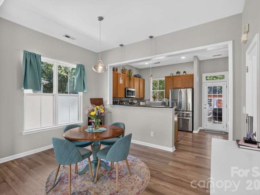 1308 Rising Oak Drive, Charlotte, NC 28206.  MLS# CAR4413620, YatesRealty ID 45886. 