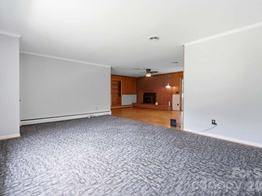 406 Town Street, Landis, NC 28088.  MLS# CAR4413527, YatesRealty ID 45888. 