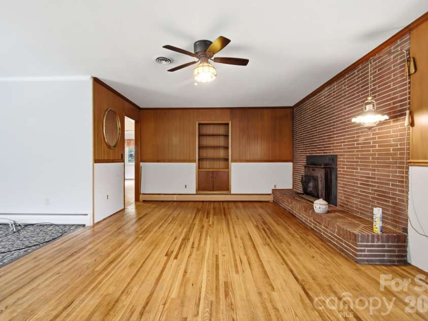 406 Town Street, Landis, NC 28088.  MLS# CAR4413527, YatesRealty ID 45888. 