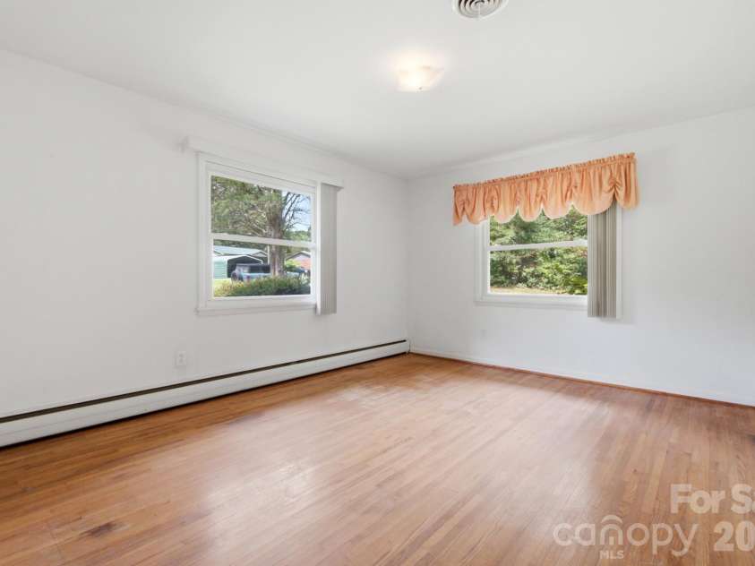 406 Town Street, Landis, NC 28088.  MLS# CAR4413527, YatesRealty ID 45888. 
