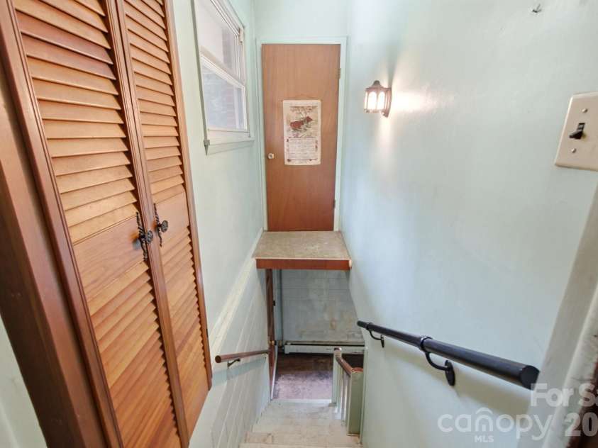 406 Town Street, Landis, NC 28088.  MLS# CAR4413527, YatesRealty ID 45888. 