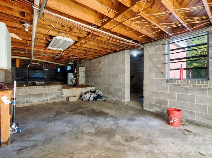 406 Town Street, Landis, NC 28088.  MLS# CAR4413527, YatesRealty ID 45888. 