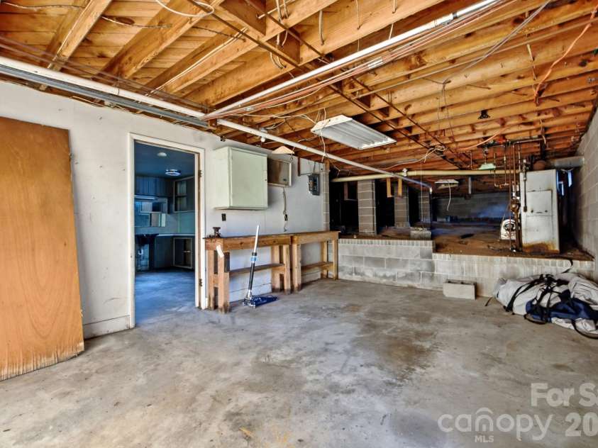 406 Town Street, Landis, NC 28088.  MLS# CAR4413527, YatesRealty ID 45888. 
