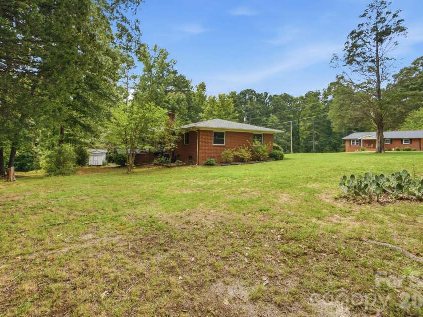 406 Town Street, Landis, NC 28088.  MLS# CAR4413527, YatesRealty ID 45888. 