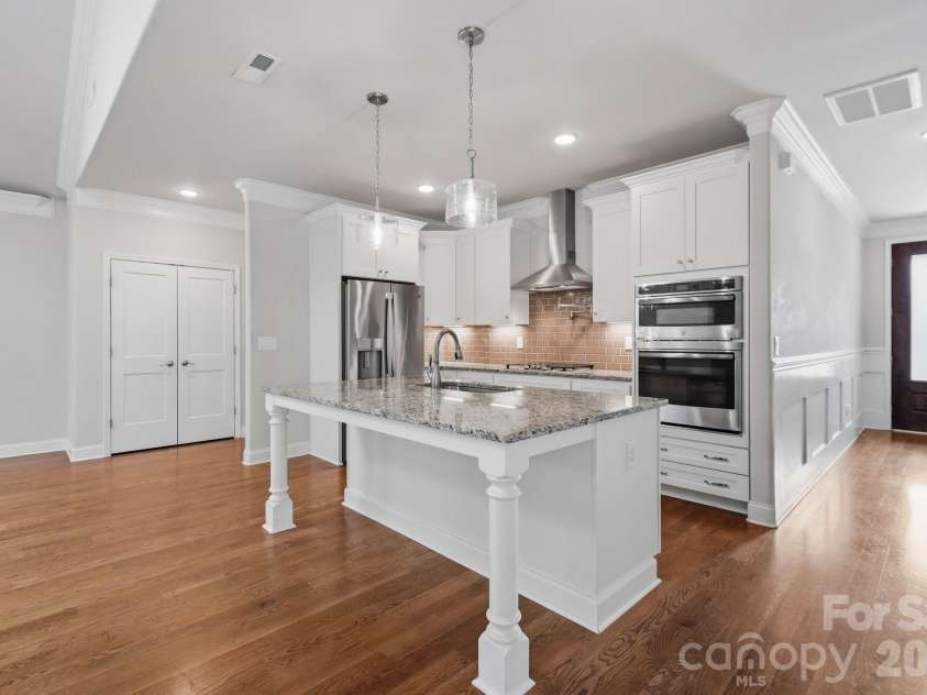 6103 Gold Springs Way, Denver, NC 28037.  MLS# CAR4413485, YatesRealty ID 45889. Kitchen