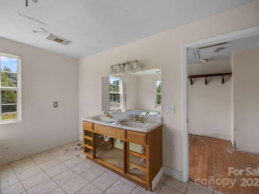 1174 Trexler Road, Salisbury, NC 28146.  MLS# CAR4285119, YatesRealty ID 4589. 