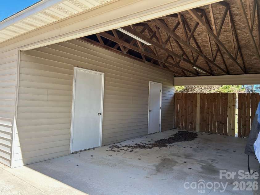 564 Shiloh Road, York, SC 29745.  MLS# CAR4326166, YatesRealty ID 4589. 