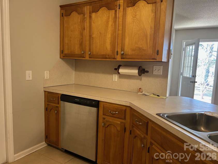 564 Shiloh Road, York, SC 29745.  MLS# CAR4326166, YatesRealty ID 4589. 
