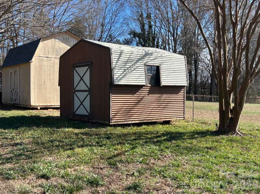 564 Shiloh Road, York, SC 29745.  MLS# CAR4326166, YatesRealty ID 4589. 