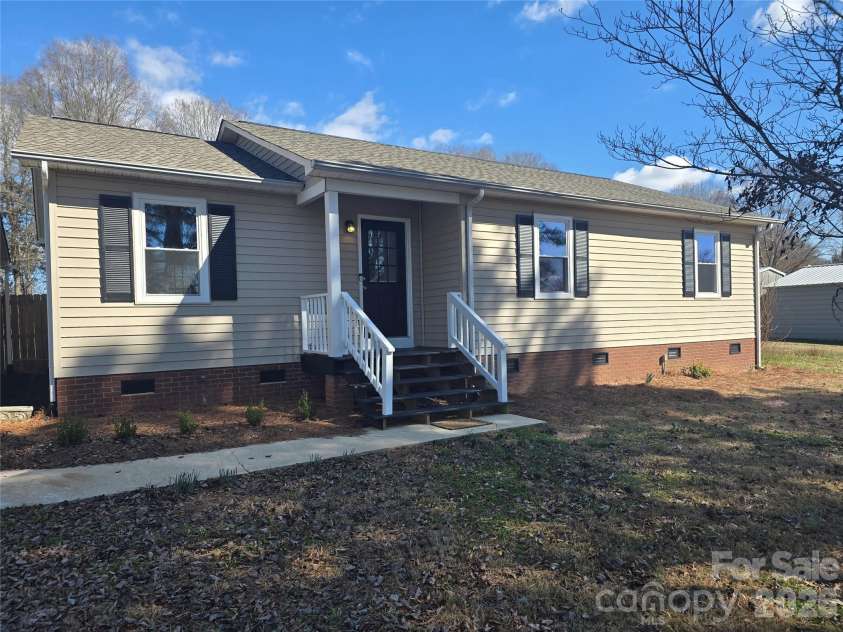 564 Shiloh Road, York, SC 29745.  MLS# CAR4326166, YatesRealty ID 4589. 