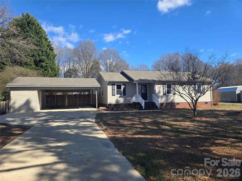 564 Shiloh Road, York, SC 29745.  MLS# CAR4326166, YatesRealty ID 4589. 