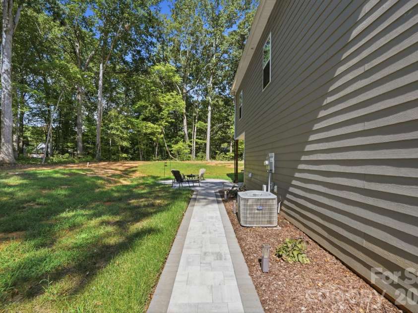 2704 Yellow Bell Way, Monroe, NC 28112.  MLS# CAR4413167, YatesRealty ID 45894. 
