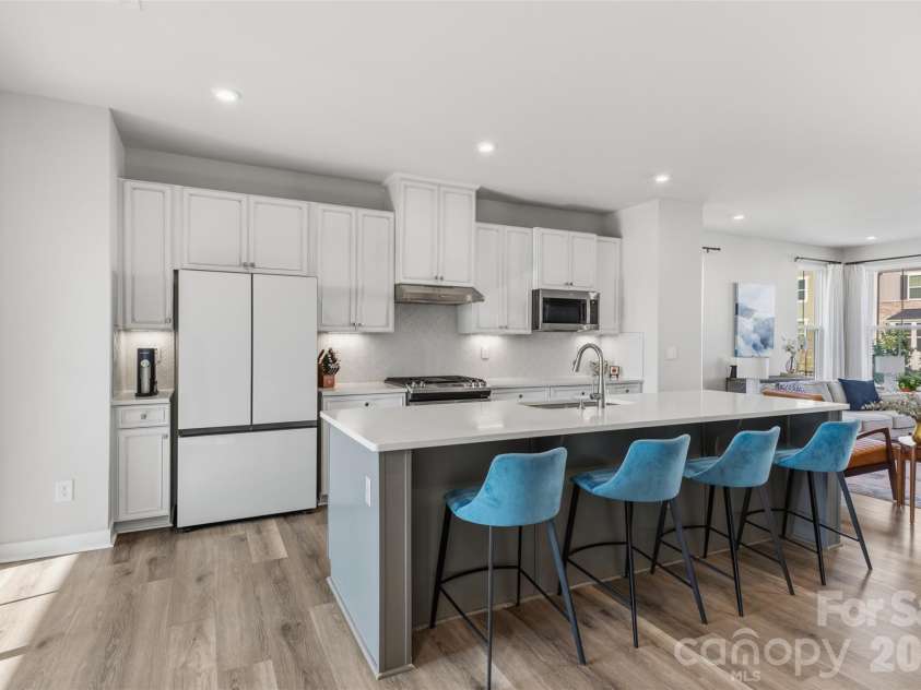 2035 Dornoch Road, Tega Cay, SC 29708.  MLS# CAR4412900, YatesRealty ID 45896. High end cabinets