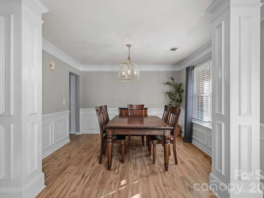 127 Elba Drive, Mooresville, NC 28115.  MLS# CAR4412801, YatesRealty ID 45897. 