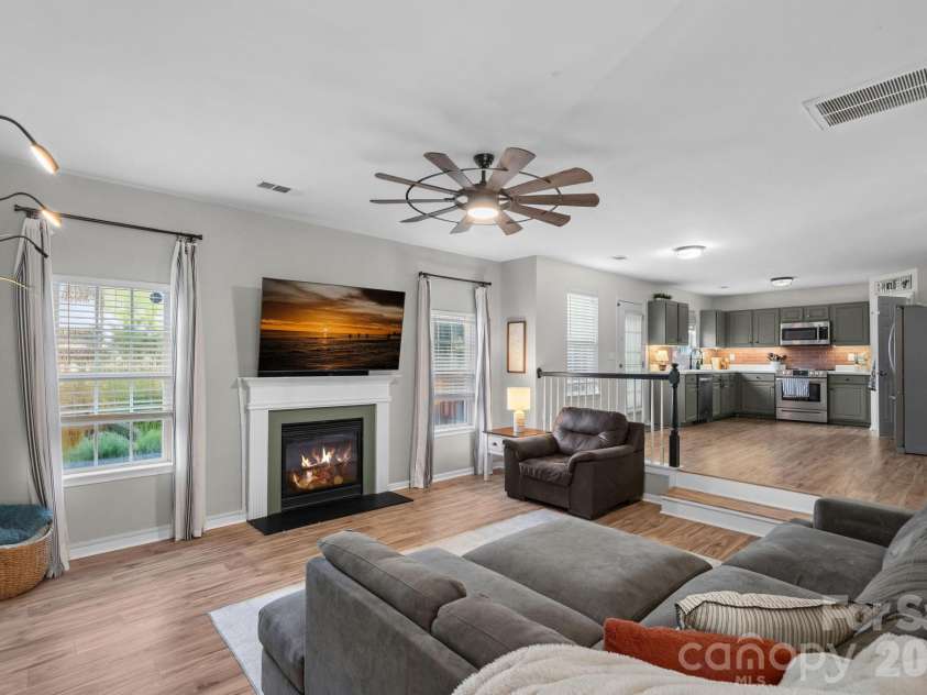 127 Elba Drive, Mooresville, NC 28115.  MLS# CAR4412801, YatesRealty ID 45897. 