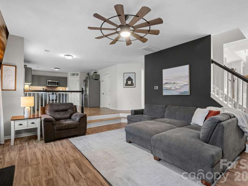127 Elba Drive, Mooresville, NC 28115.  MLS# CAR4412801, YatesRealty ID 45897. 
