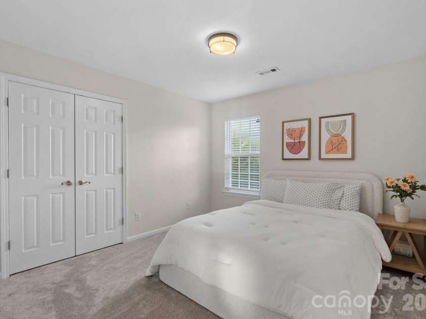 127 Elba Drive, Mooresville, NC 28115.  MLS# CAR4412801, YatesRealty ID 45897. 