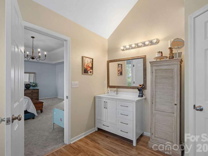 127 Elba Drive, Mooresville, NC 28115.  MLS# CAR4412801, YatesRealty ID 45897. 