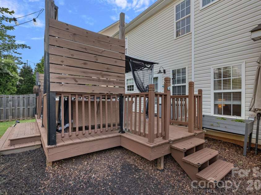 127 Elba Drive, Mooresville, NC 28115.  MLS# CAR4412801, YatesRealty ID 45897. 