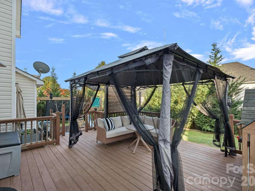 127 Elba Drive, Mooresville, NC 28115.  MLS# CAR4412801, YatesRealty ID 45897. 