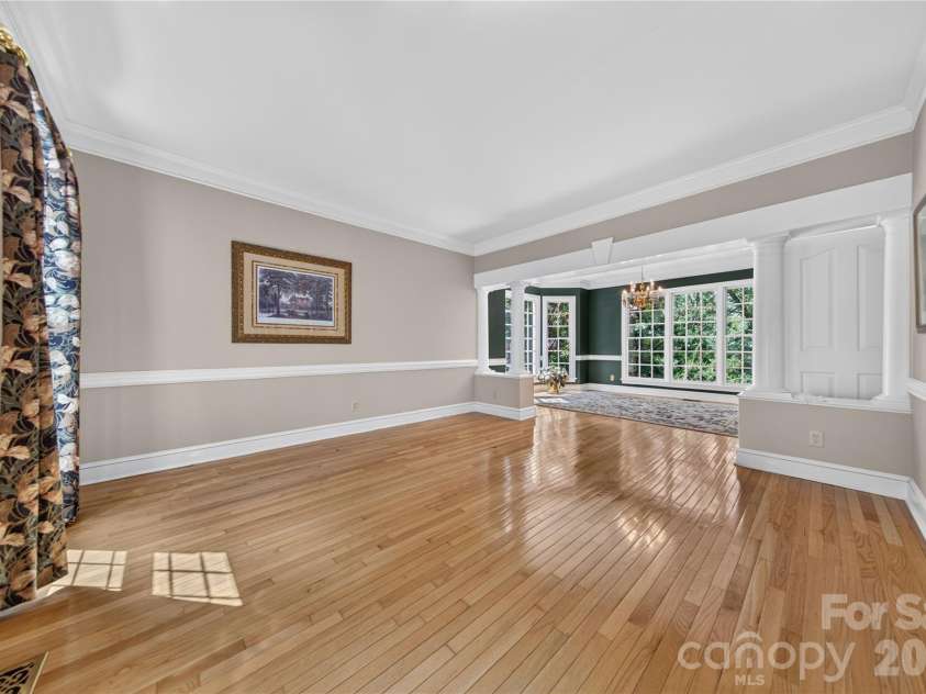 10552 Providence Arbours Drive, Charlotte, NC 28270.  MLS# CAR4412514, YatesRealty ID 45898. 