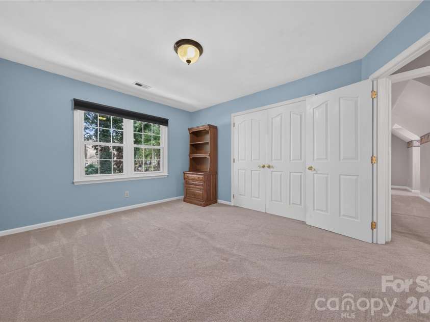 10552 Providence Arbours Drive, Charlotte, NC 28270.  MLS# CAR4412514, YatesRealty ID 45898. 