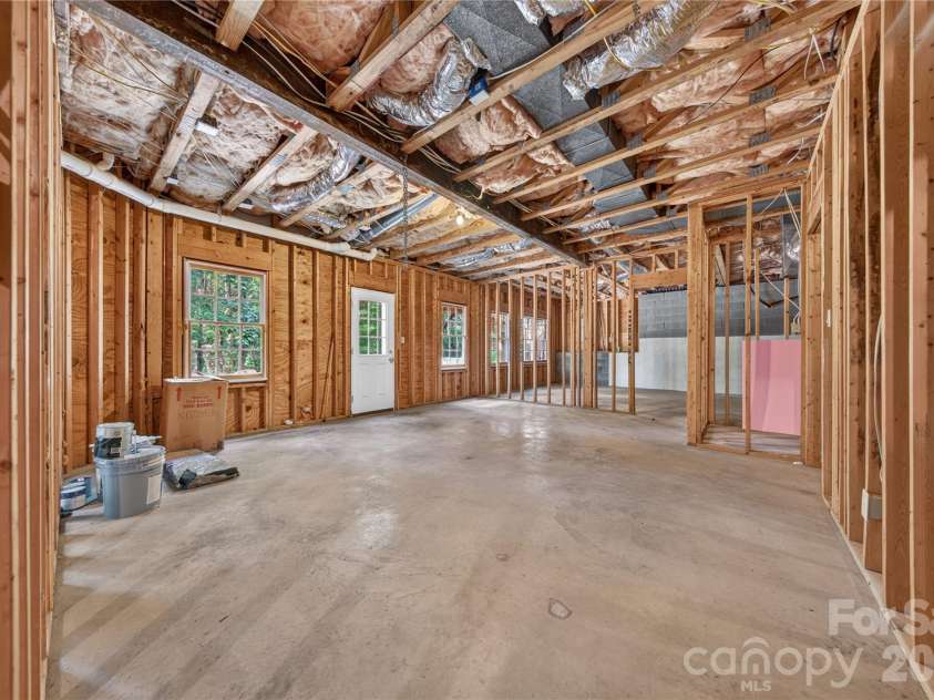 10552 Providence Arbours Drive, Charlotte, NC 28270.  MLS# CAR4412514, YatesRealty ID 45898. 