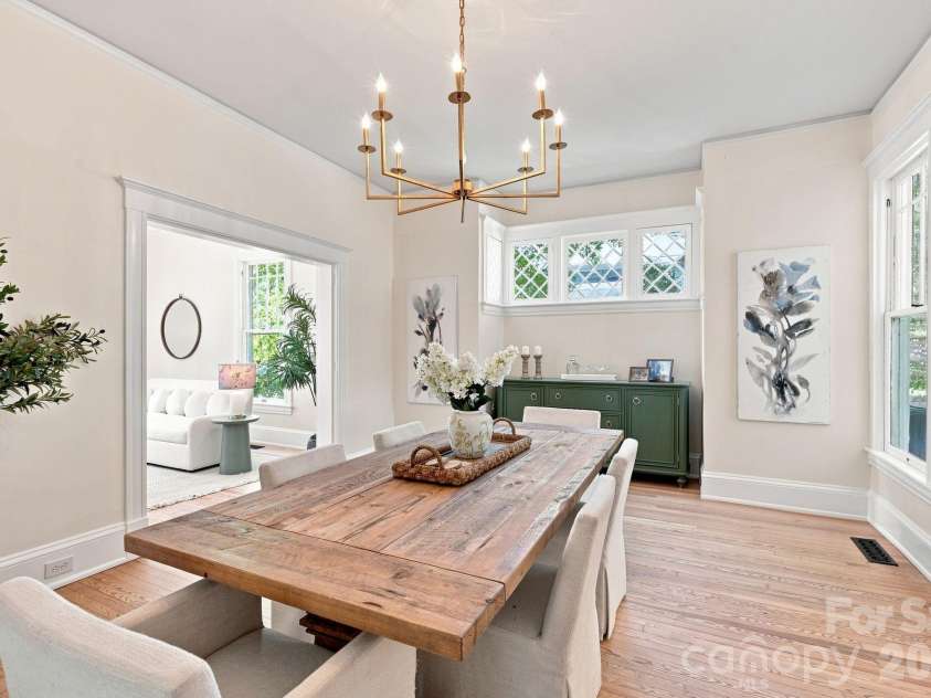 559 Main Street, Davidson, NC 28036.  MLS# CAR4412732, YatesRealty ID 45899. 