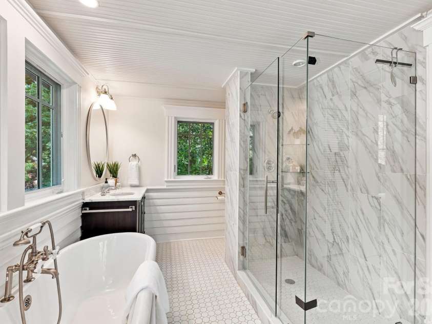 559 Main Street, Davidson, NC 28036.  MLS# CAR4412732, YatesRealty ID 45899. Primary Bath