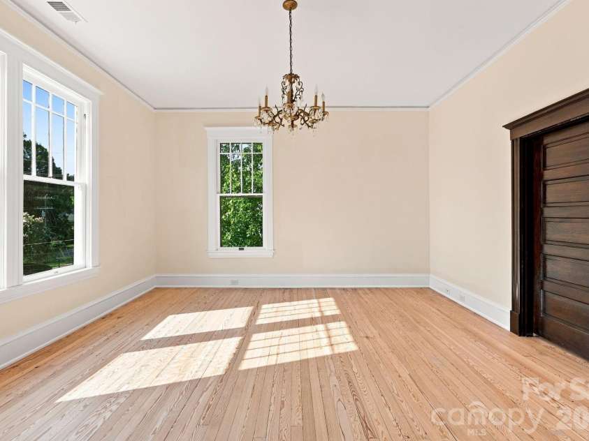 559 Main Street, Davidson, NC 28036.  MLS# CAR4412732, YatesRealty ID 45899. Secondary Bedroom