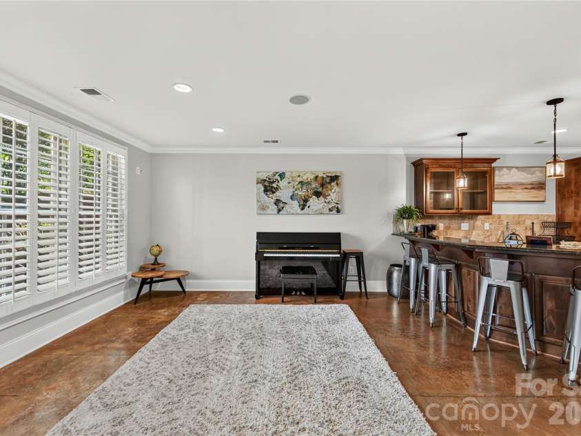 7275 Flowes Store Road, Concord, NC 28025.  MLS# CAR4412208, YatesRealty ID 45900. Full kitchen