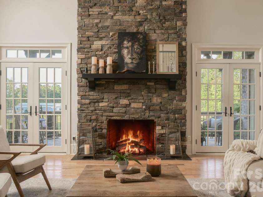 7275 Flowes Store Road, Concord, NC 28025.  MLS# CAR4429862, YatesRealty ID 45900. Warm and inviting space to gather